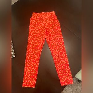 Muscle Nation Scrunch butt leggings size small